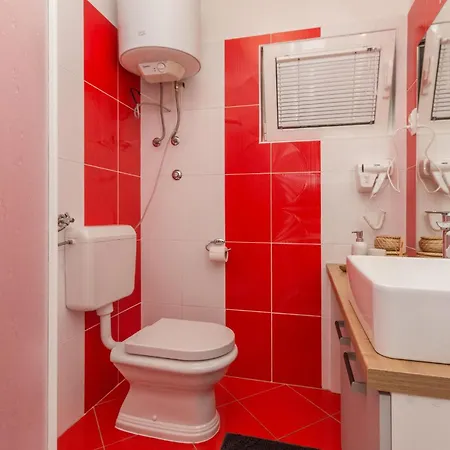 4 Bedroom Amazing In * Sukošan