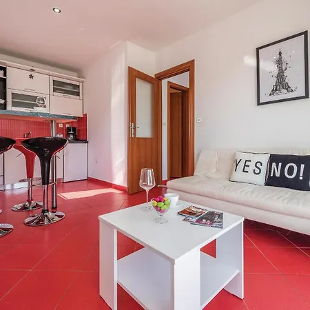 4 Bedroom Amazing In 度假居