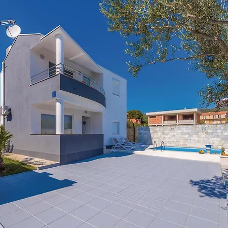 度假居 4 Bedroom Amazing In